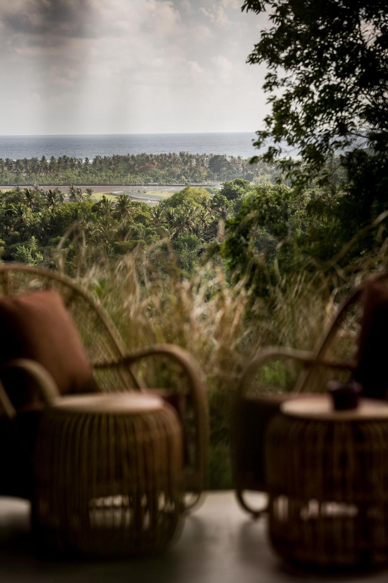 Drop In Surf Lodge Kuta  Eksteriør bilde